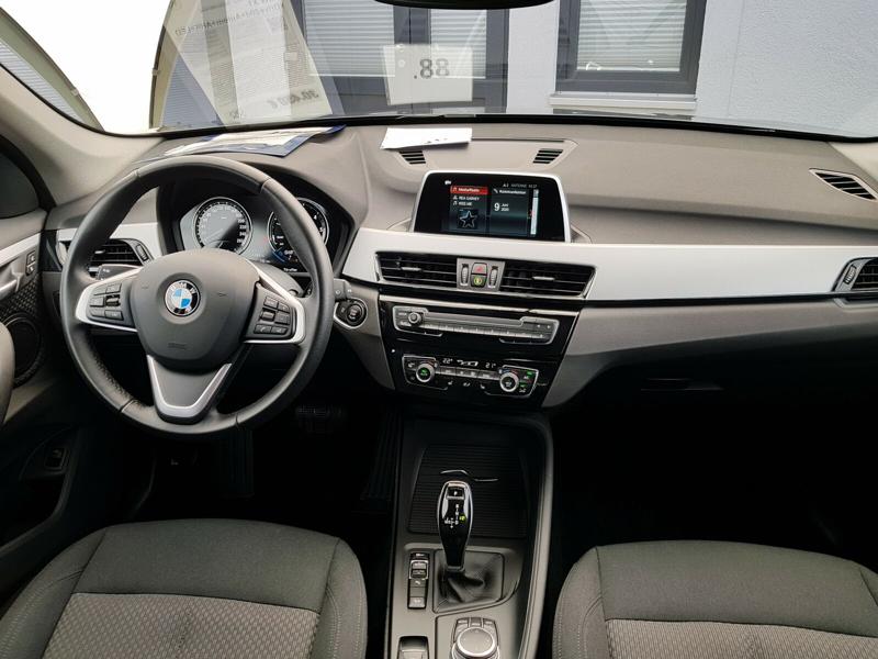 BMW X1 20d xDrive , снимка 12 - Автомобили и джипове - 22957337