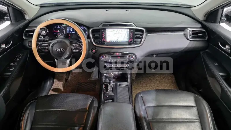 Kia Sorento ПОДГРЕВ| ОБДУХВАНЕ| КАМЕРА| ВКЛ. ТЕХНОТЕСТ, снимка 8 - Автомобили и джипове - 54417019