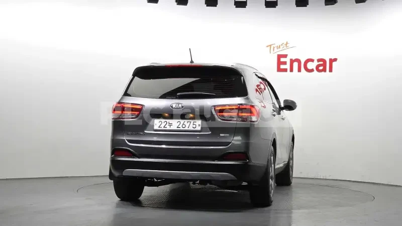 Kia Sorento ПОДГРЕВ| ОБДУХВАНЕ| КАМЕРА| ВКЛ. ТЕХНОТЕСТ, снимка 11 - Автомобили и джипове - 54417019