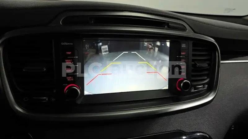 Kia Sorento ПОДГРЕВ| ОБДУХВАНЕ| КАМЕРА| ВКЛ. ТЕХНОТЕСТ, снимка 3 - Автомобили и джипове - 54417019