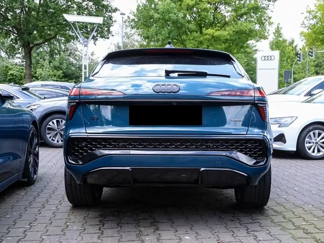 Audi Q3 Sportback TFSI QUATTRO * NEW 2026* S-LINE PANORAMA MATRIX , снимка 4 - Автомобили и джипове - 56120215