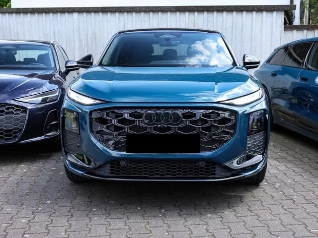 Audi Q3 Sportback TFSI QUATTRO * NEW 2026* S-LINE PANORAMA MATRIX , снимка 3 - Автомобили и джипове - 56120215