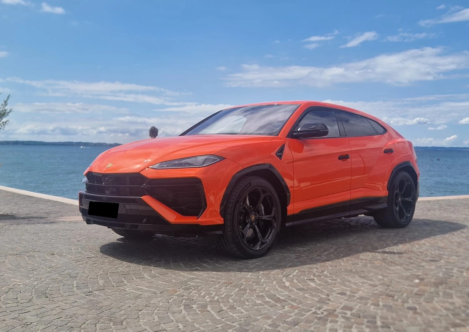Lamborghini Urus SE 4.0 V8 Plug-in Hybrid 4WD, снимка 1