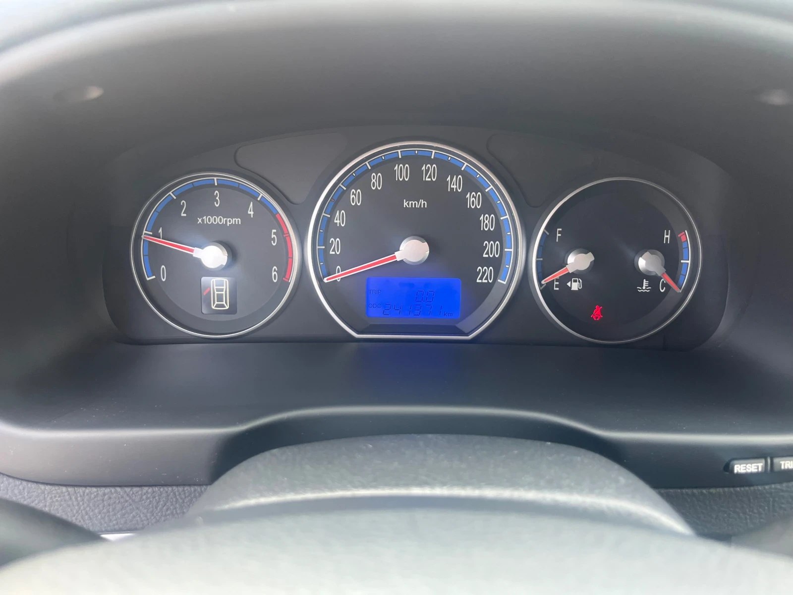 Hyundai Santa fe 2.2CRDI-150k.c. 4x4 DINAMIC - изображение 10