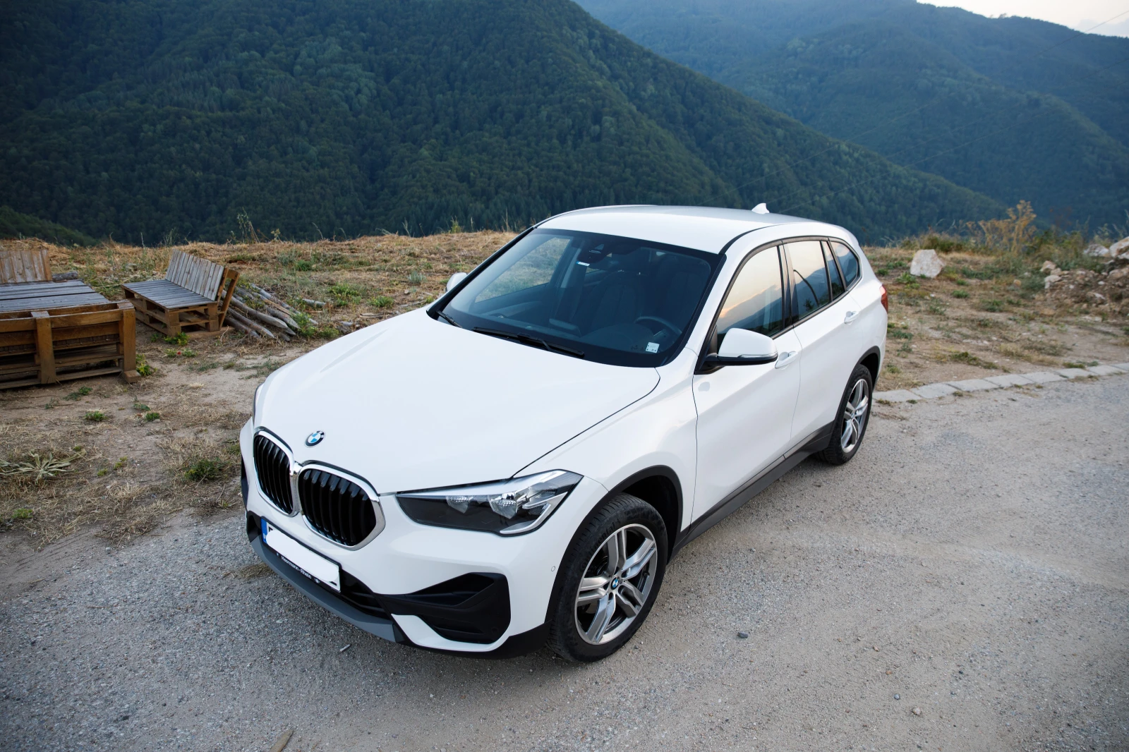 BMW X1 X1 sDrive18i - изображение 4