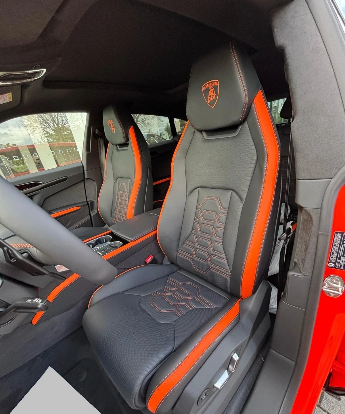 Lamborghini Urus SE 4.0 V8 Plug-in Hybrid 4WD - изображение 5