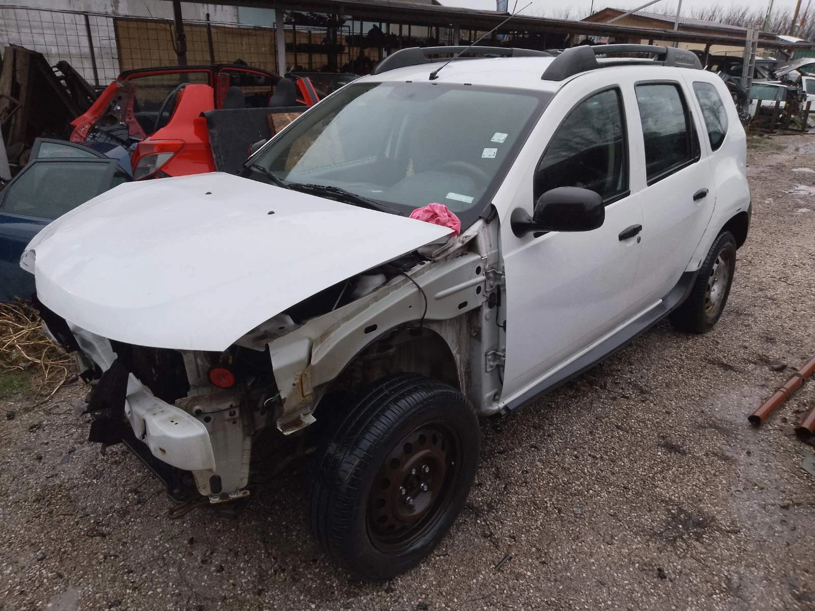 Dacia Duster 1.6i 4x4 tipK4M - изображение 5