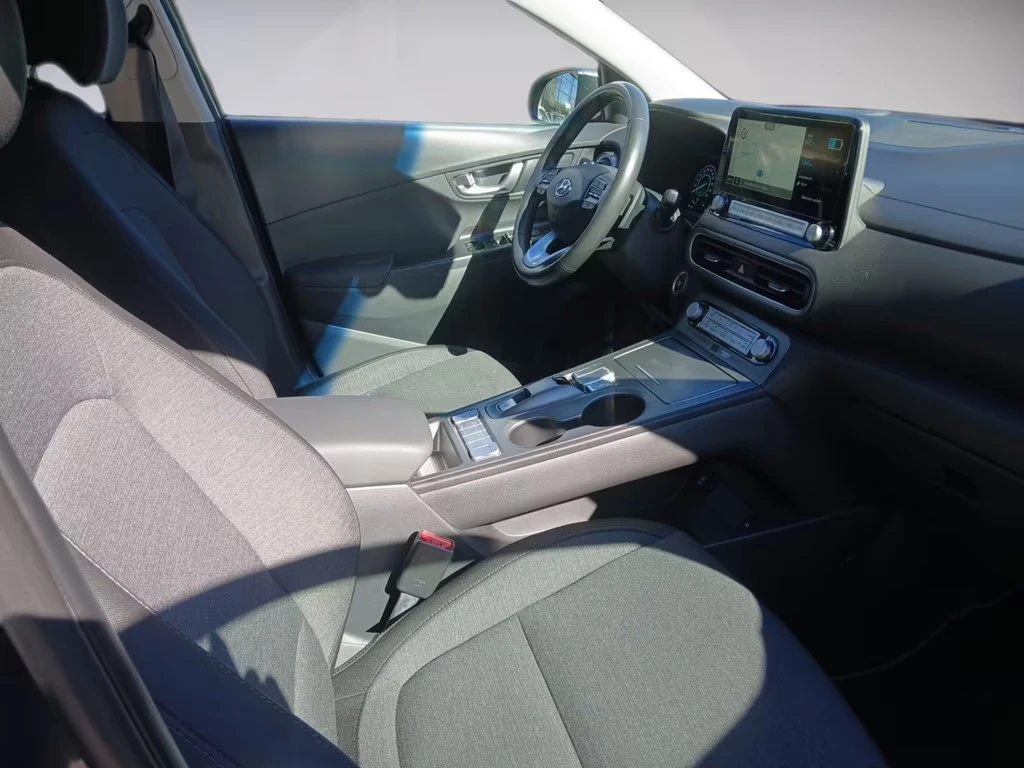 Hyundai Kona EV/204HP/TREND/2WD/CAM/NAVI/LED/H.PUMP/DIGI/256q, снимка 11 - Автомобили и джипове - 54424214