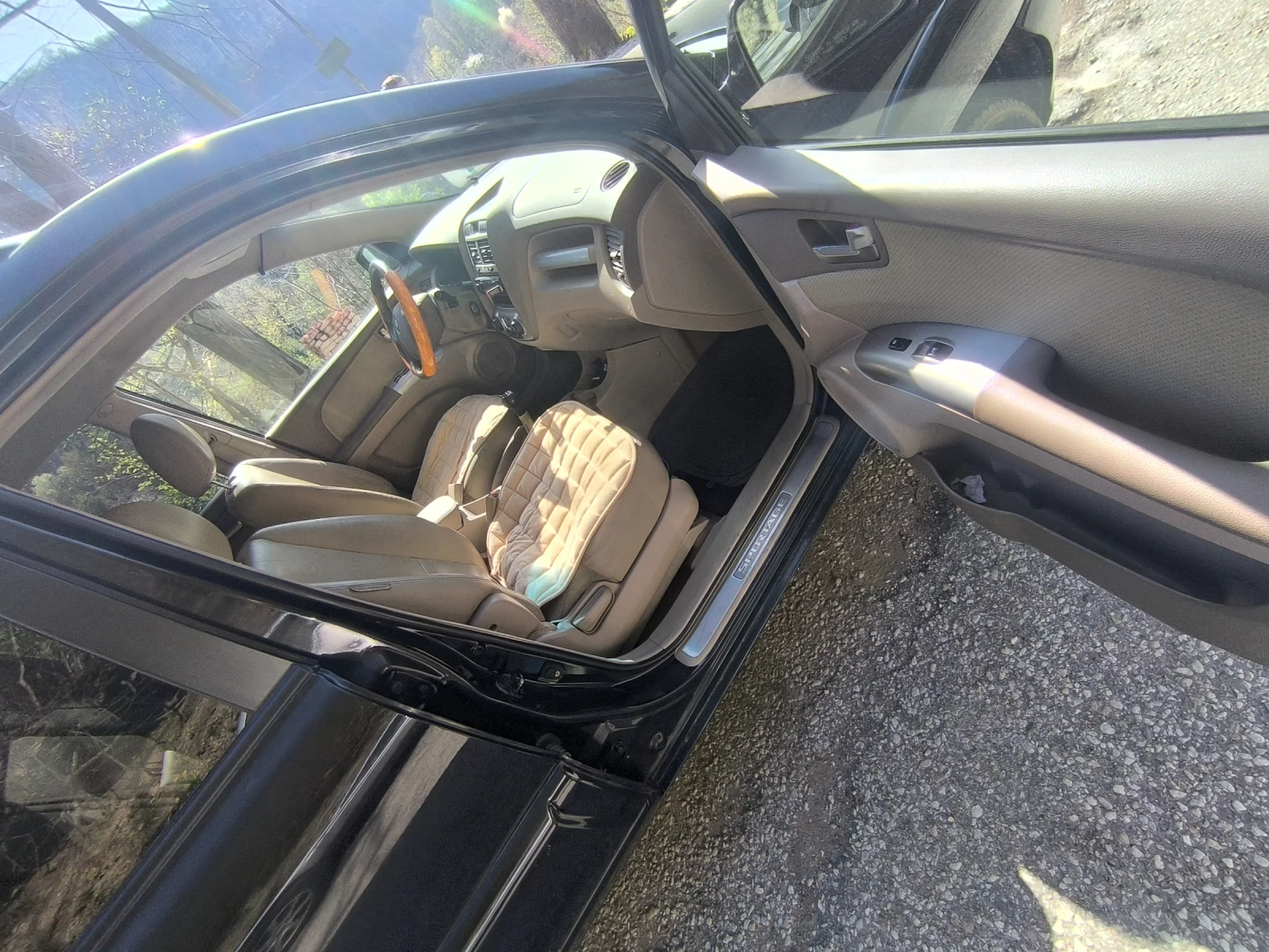Kia Sportage 2.0, снимка 11 - Автомобили и джипове - 54776079