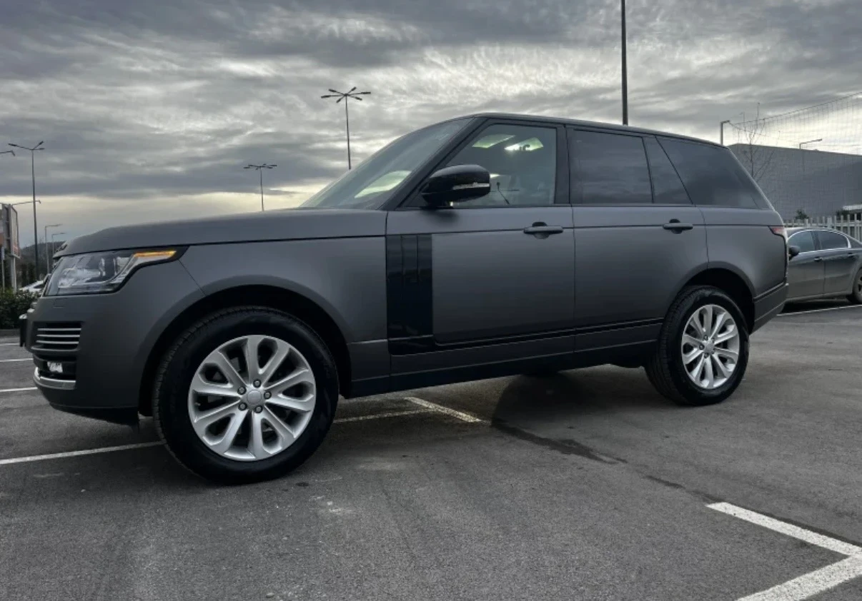 Land Rover Range rover VOGUE 3.0d МАСАЖ TV BLACK MATTE 166хил.ДОКАЗУЕМИ, снимка 6 - Автомобили и джипове - 55069447