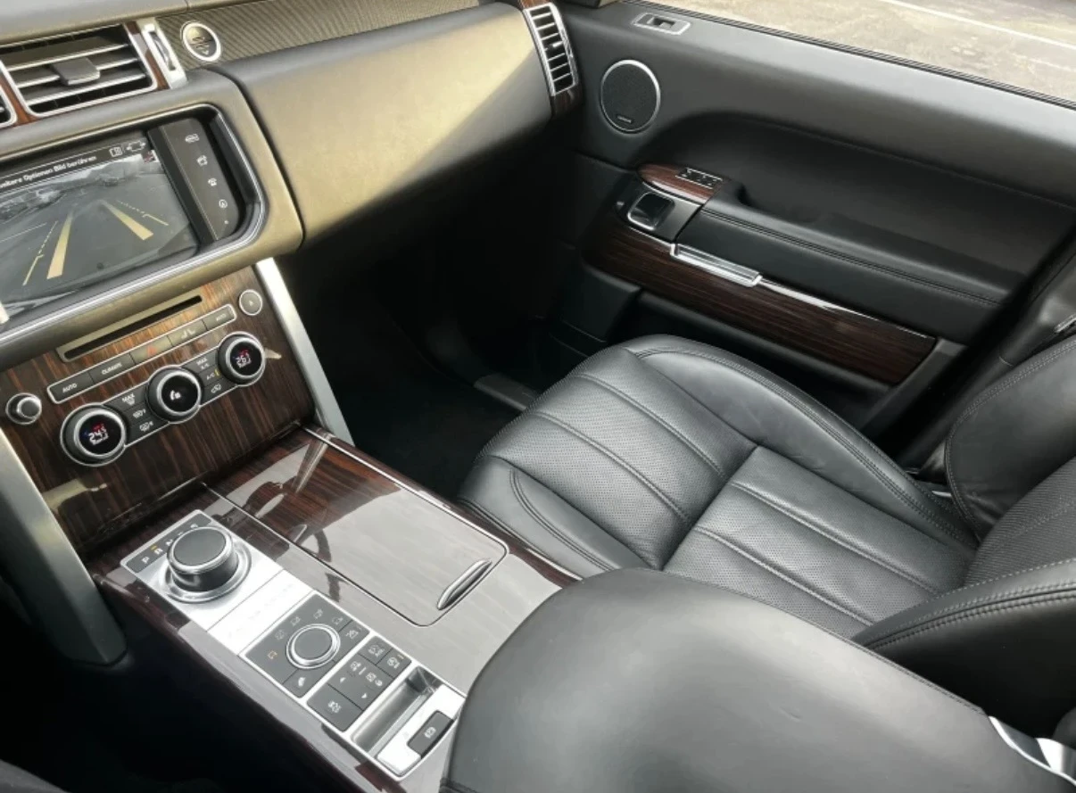 Land Rover Range rover VOGUE 3.0d МАСАЖ TV BLACK MATTE 166хил.ДОКАЗУЕМИ, снимка 11 - Автомобили и джипове - 55069447