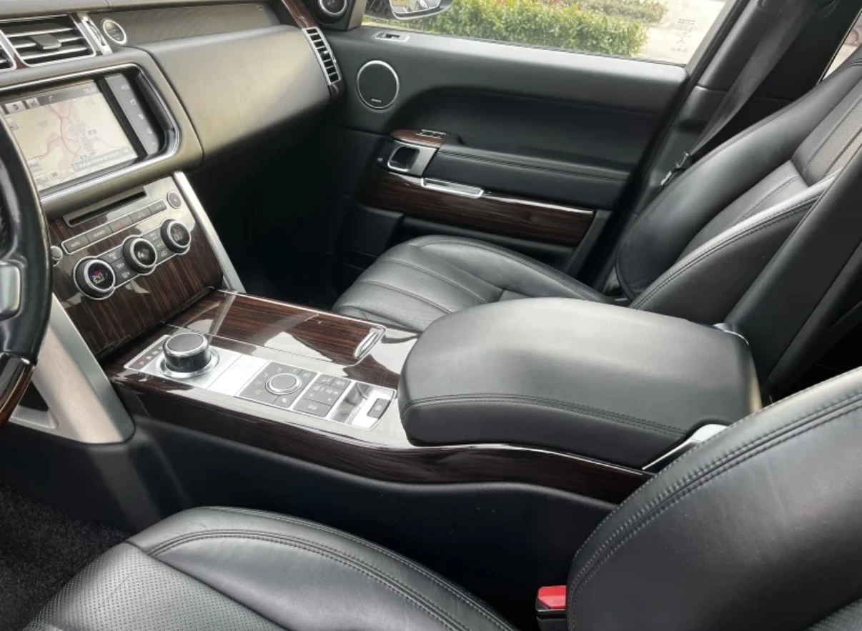 Land Rover Range rover VOGUE 3.0d МАСАЖ TV BLACK MATTE 166хил.ДОКАЗУЕМИ, снимка 10 - Автомобили и джипове - 55069447
