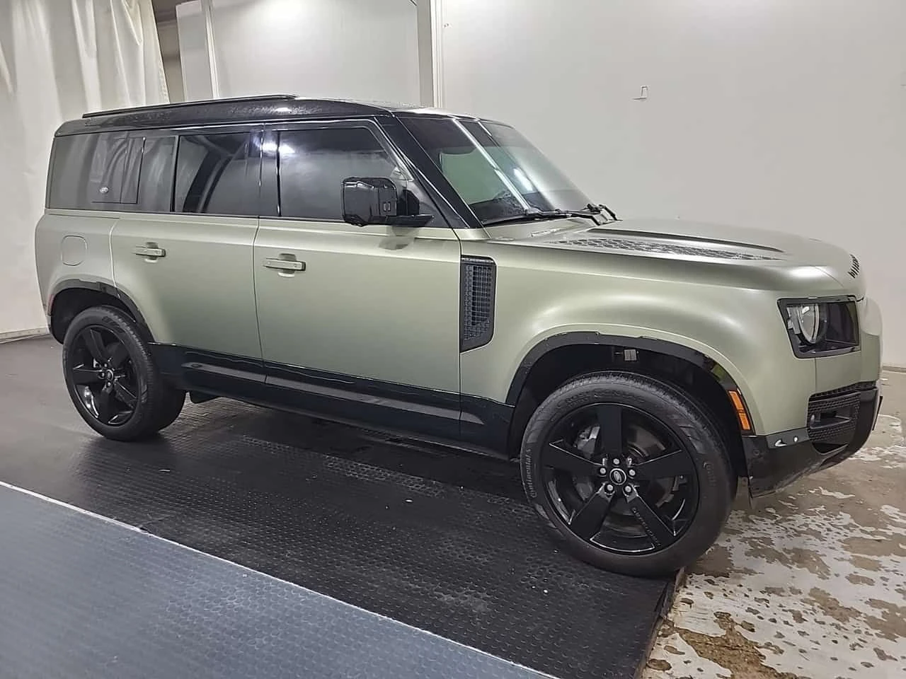 Land Rover Defender * X DYNAMIC SE * CARFAX * 