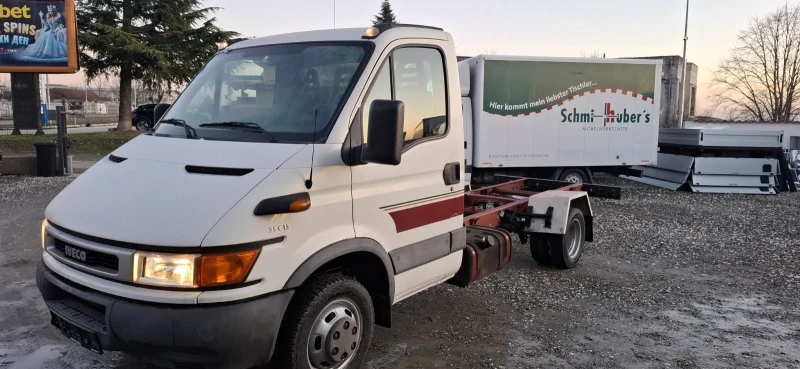 Iveco Daily 35c13 на шаси, снимка 2 - Бусове и автобуси - 48719099