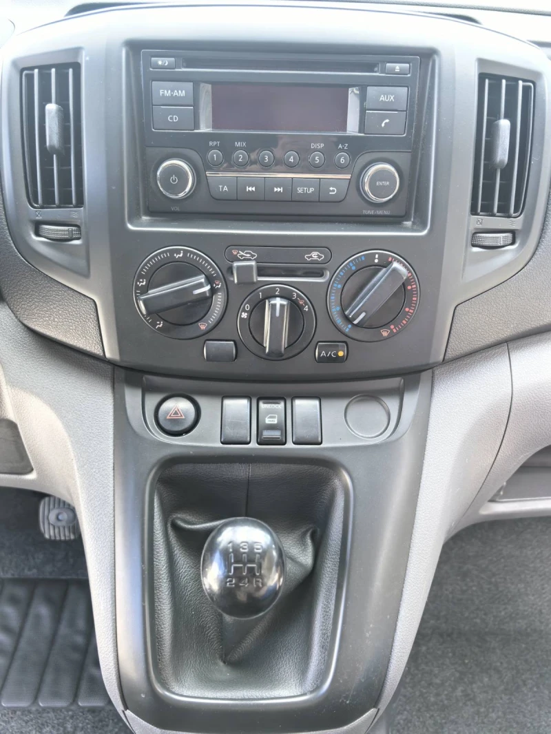 Nissan NV200 EURO 6-1.5dci-AC, снимка 10 - Бусове и автобуси - 50966147