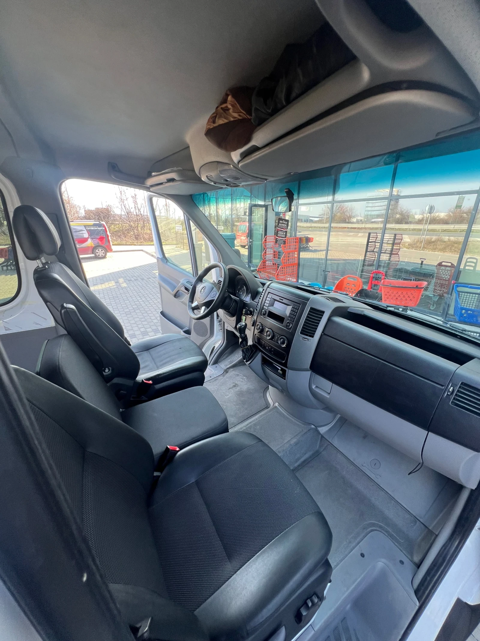 Mercedes-Benz Sprinter 316 9+ 1 - Два климатика - Adblue - 208.000 KM, снимка 10 - Бусове и автобуси - 53737977