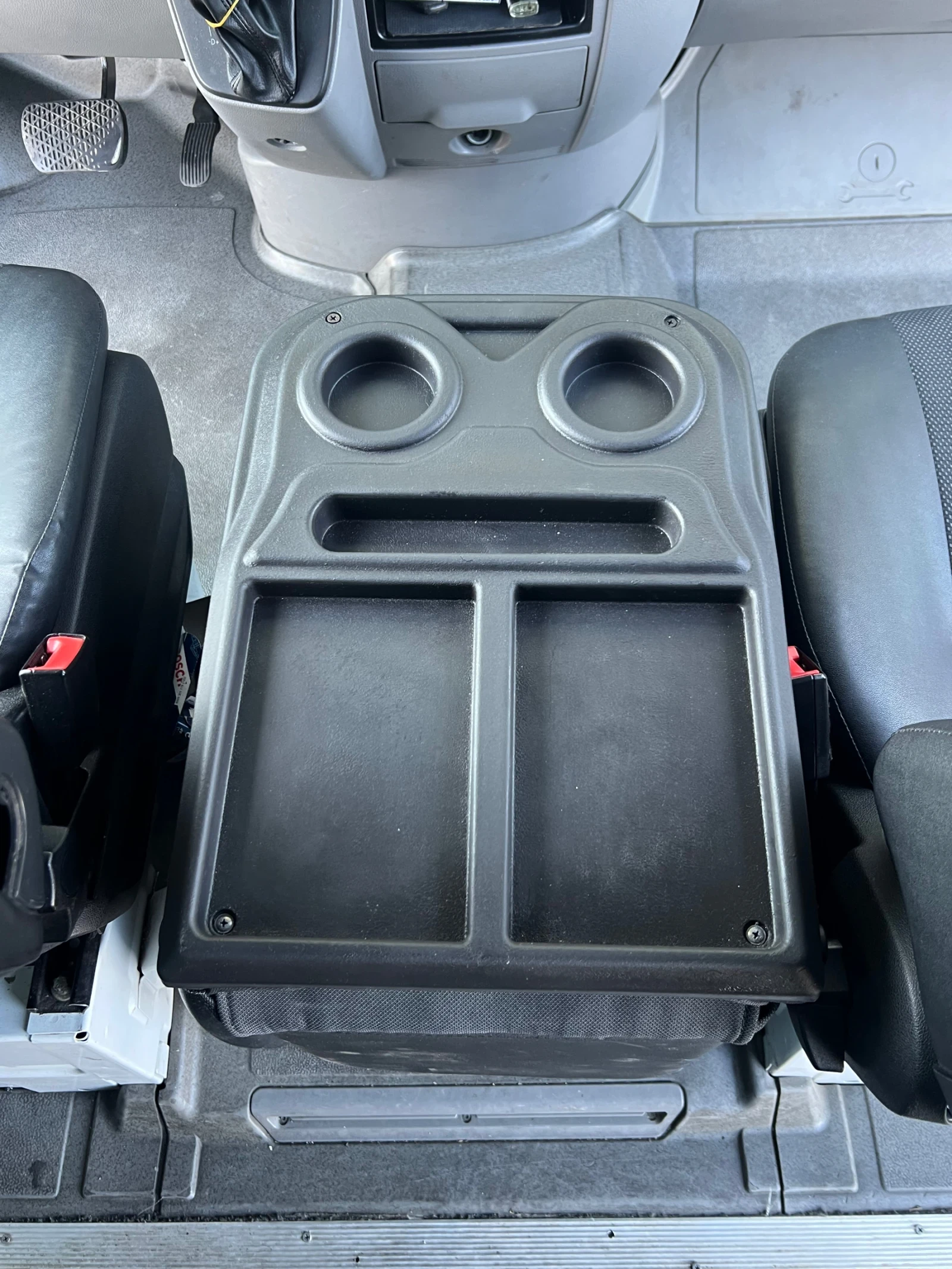 Mercedes-Benz Sprinter 316 9+ 1 - Два климатика - Adblue - 208.000 KM, снимка 12 - Бусове и автобуси - 53737977