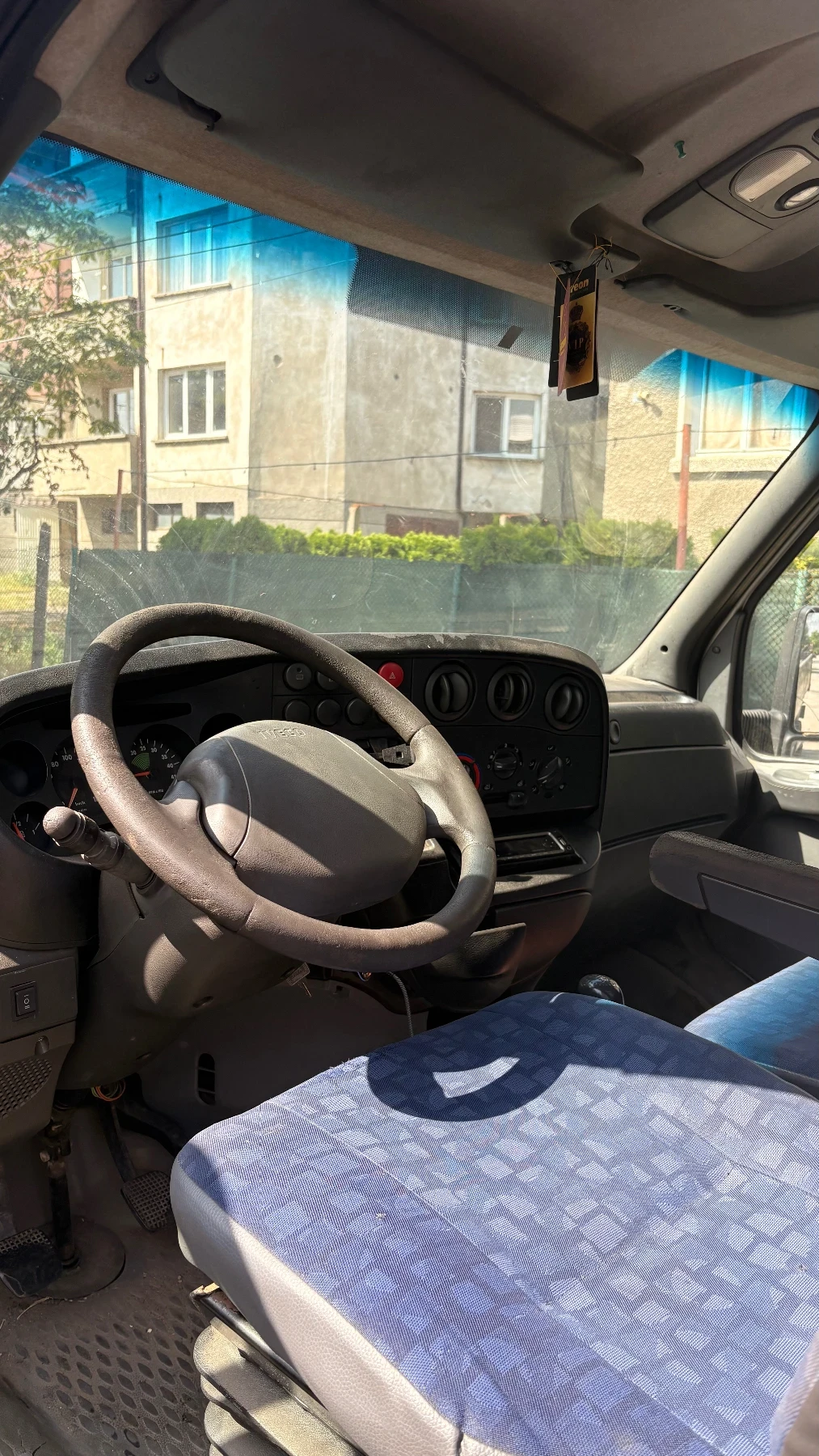 Iveco 3512 Самосвал, снимка 7 - Бусове и автобуси - 56086609