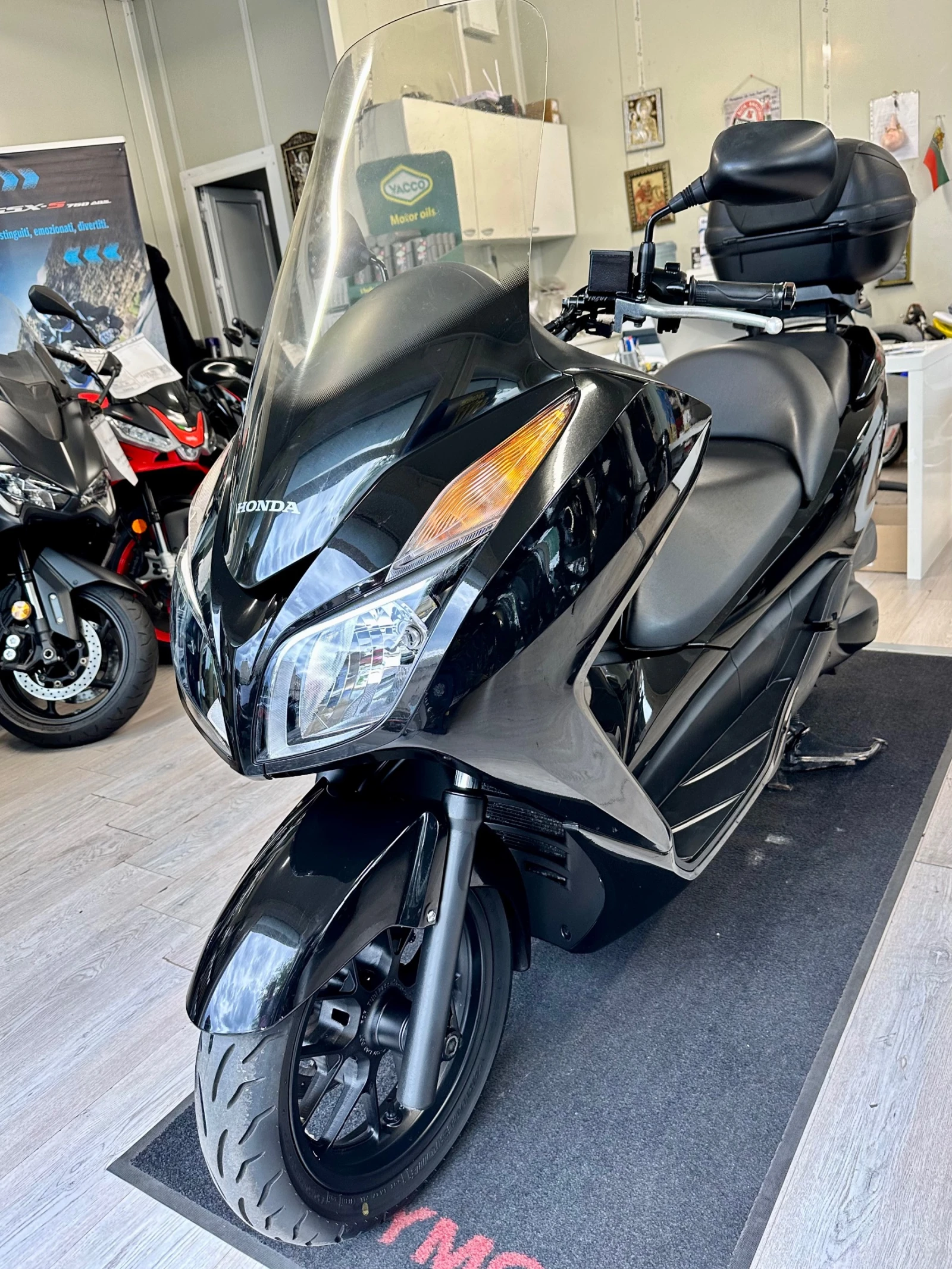 Honda Forza 300i ABS 06.2015г., снимка 3 - Мотоциклети и мототехника - 54886589