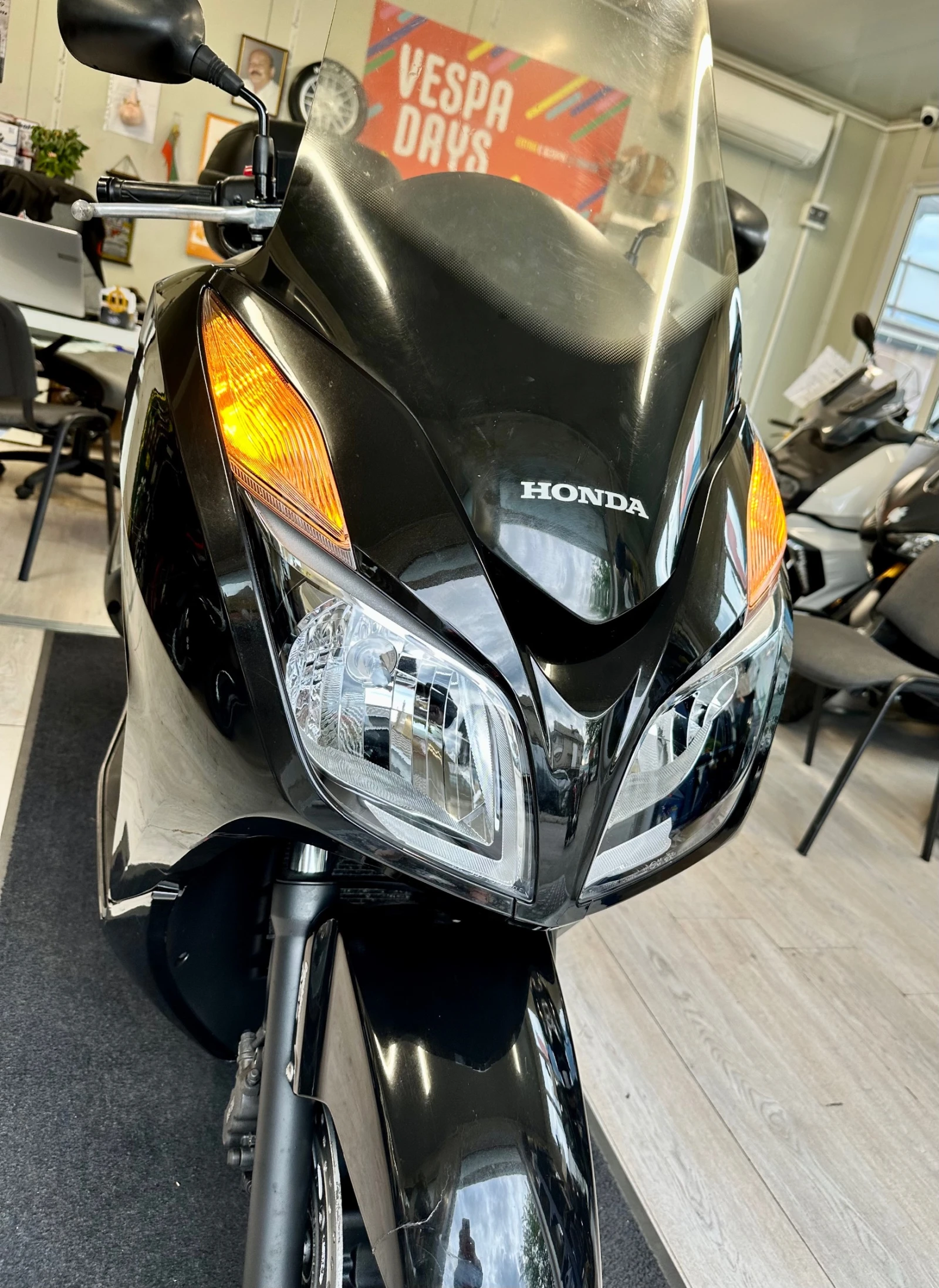 Honda Forza 300i ABS 06.2015г., снимка 5 - Мотоциклети и мототехника - 54886589
