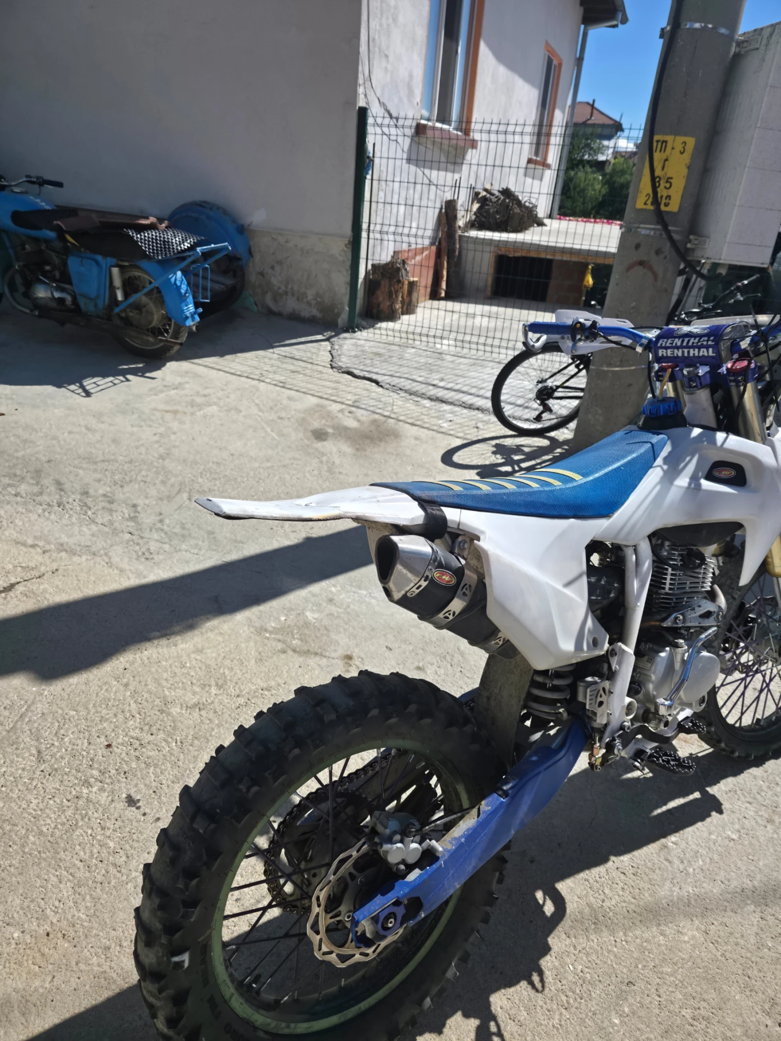 Husqvarna 250, снимка 4 - Мотоциклети и мототехника - 56211725