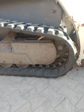 Челен товарач Друга марка Takeuchi TL150, снимка 11