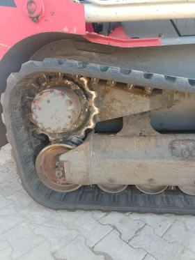 Челен товарач Друга марка Takeuchi TL150, снимка 7