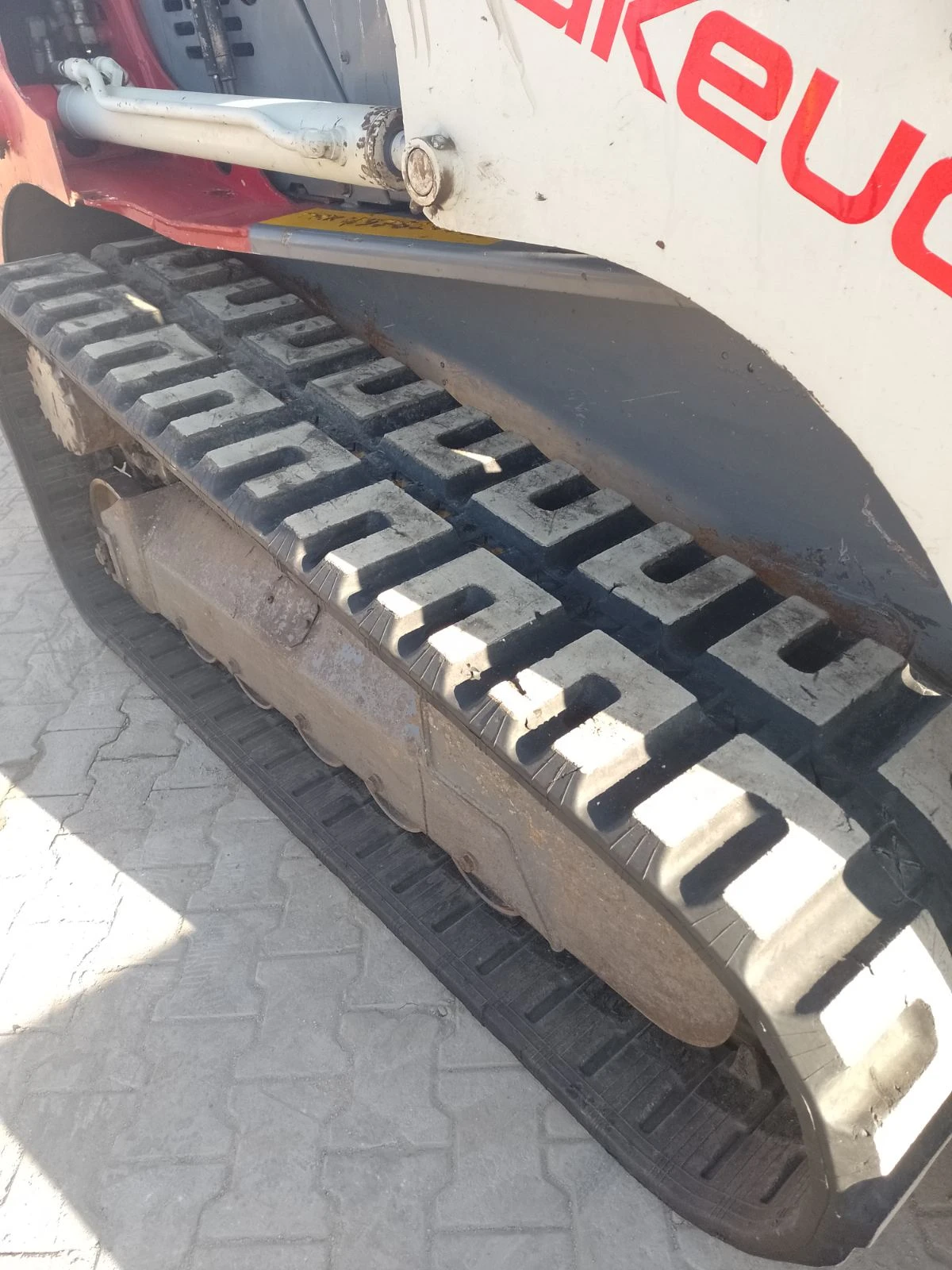 Челен товарач Друга марка Takeuchi TL150 - изображение 8