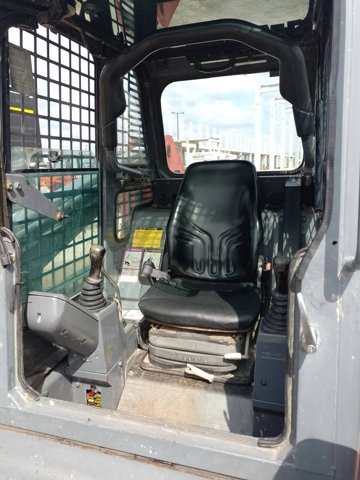 Челен товарач Друга марка Takeuchi TL150 - изображение 9