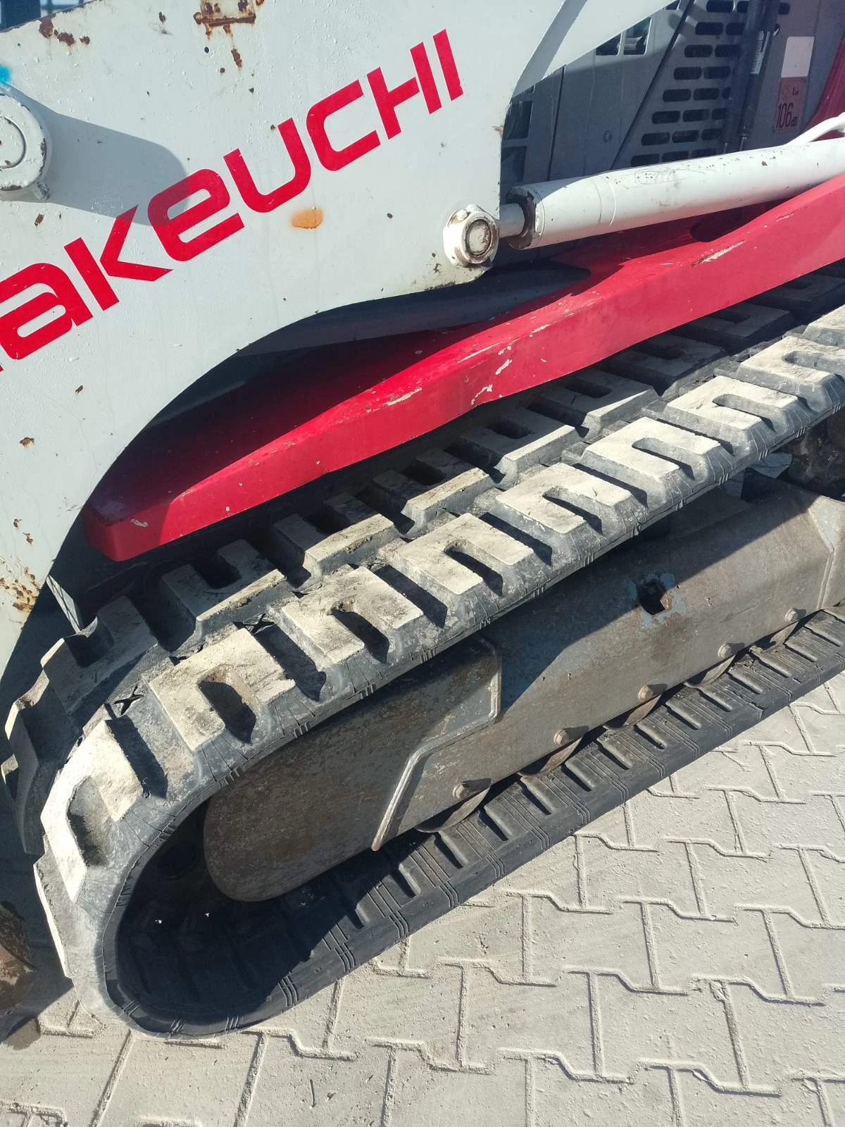 Челен товарач Друга марка Takeuchi TL150 - изображение 9