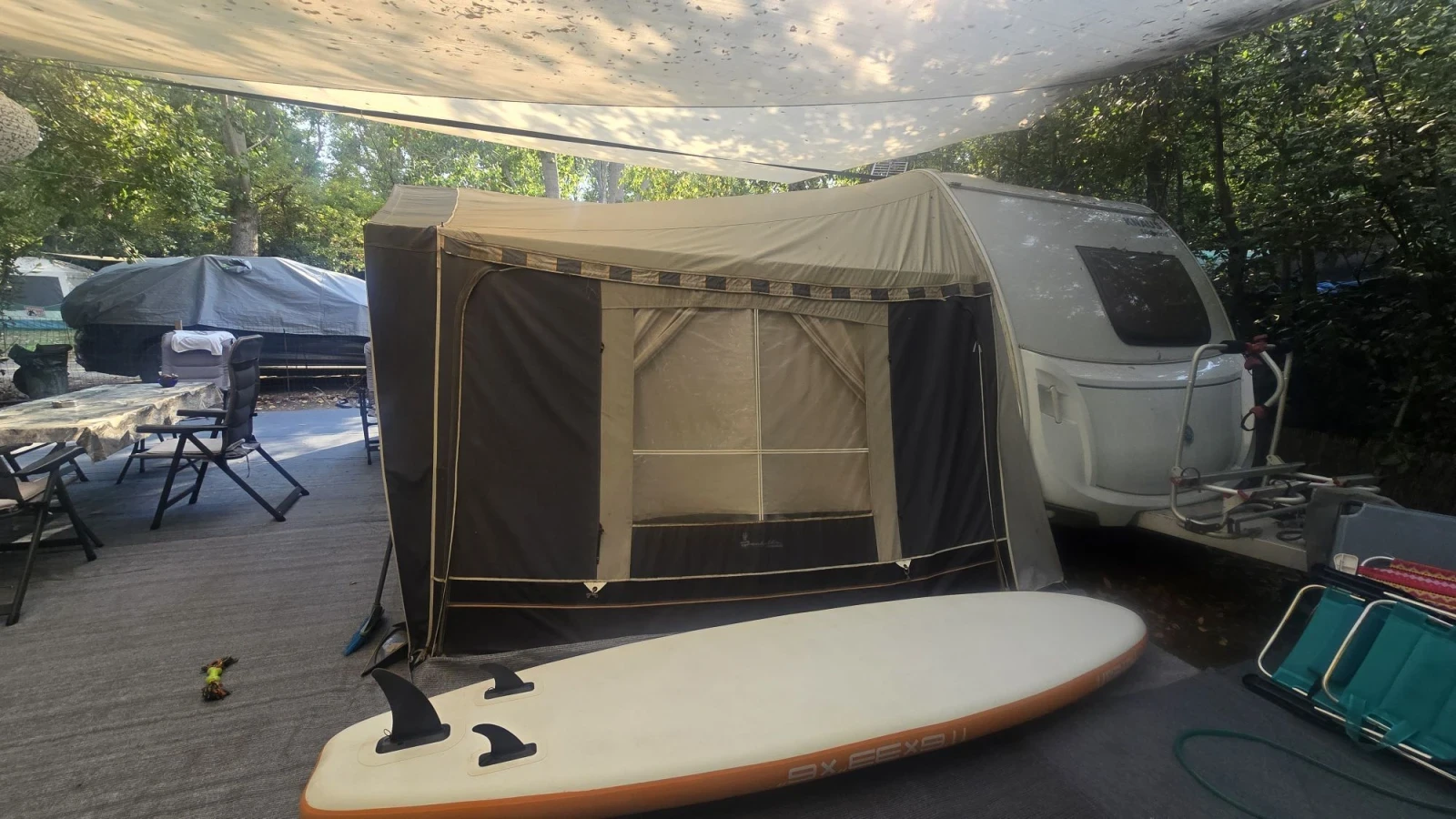 Каравана Knaus  Isabella Ambassador Carbon, снимка 14 - Каравани и кемпери - 55770940