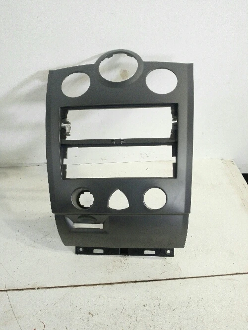 централа конзола Рено Меган седан