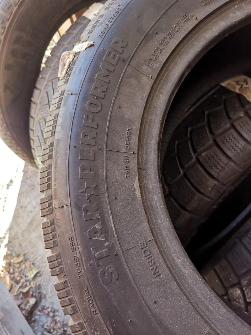 Гуми Всесезонни 245/65R17, снимка 4 - Гуми и джанти - 46829742