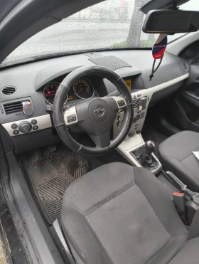 Opel Astra - 2500 € / 4889.57 лв. - 68544701 4