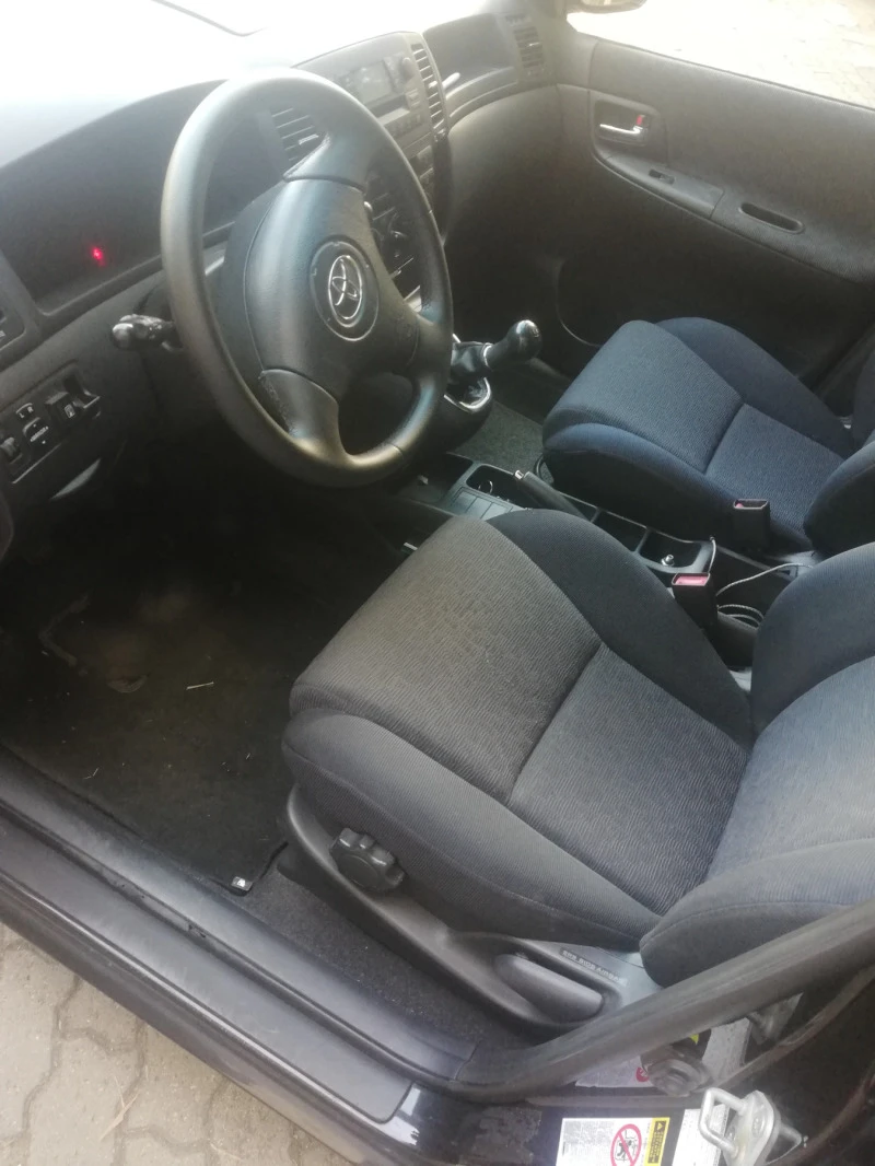 Toyota Corolla verso 1.6 VVT-I 110 к. с. , снимка 9 - Автомобили и джипове - 42149595