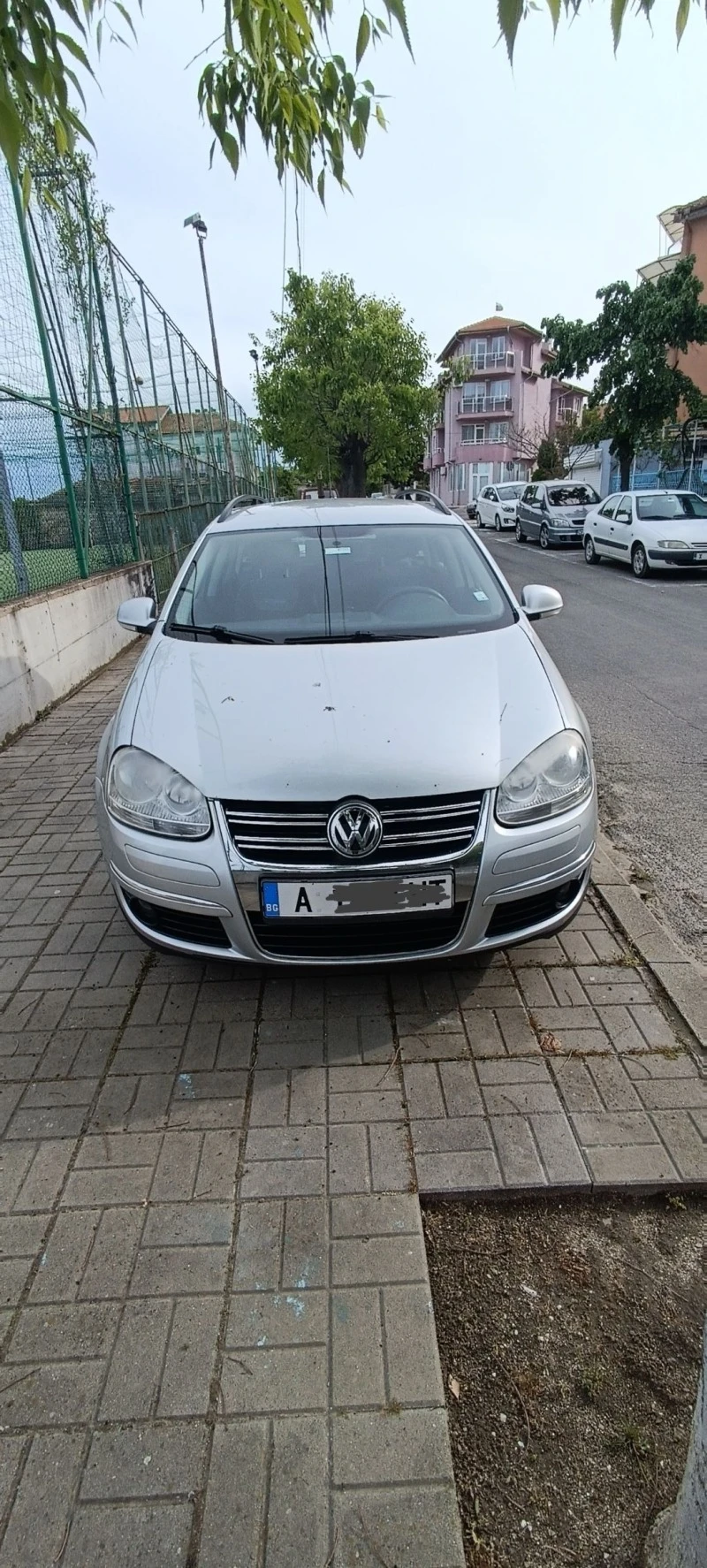 VW Golf Variant Комби, снимка 1 - Автомобили и джипове - 47088735