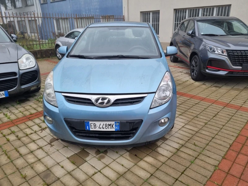 Hyundai I20, снимка 1 - Автомобили и джипове - 48271579