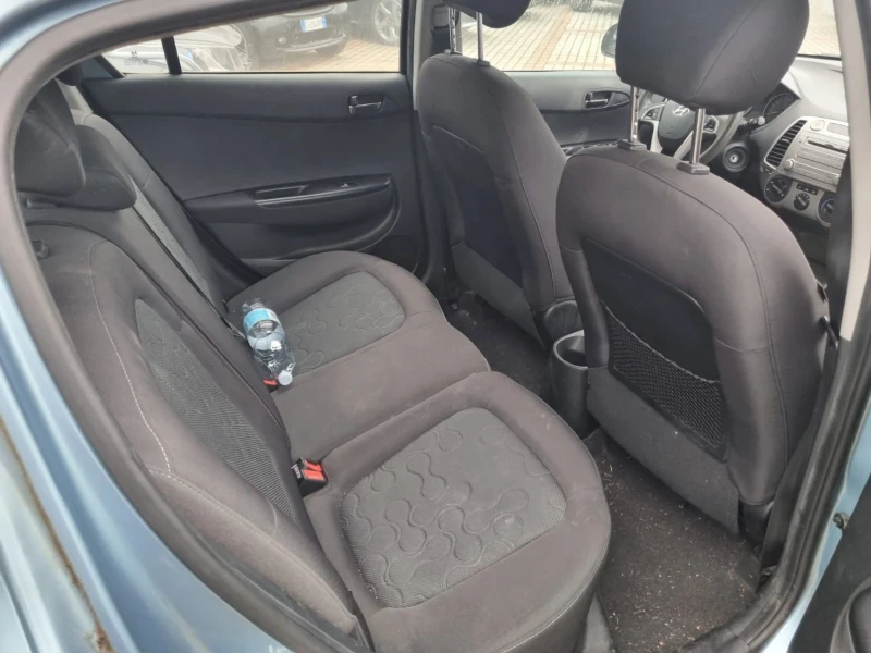 Hyundai I20, снимка 5 - Автомобили и джипове - 48271579