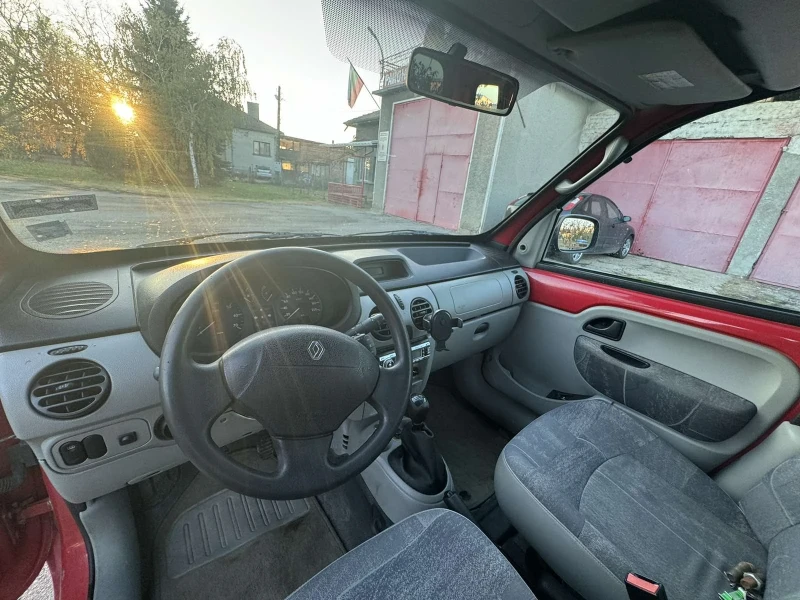 Renault Kangoo 1.5 dci, снимка 12 - Автомобили и джипове - 48899828