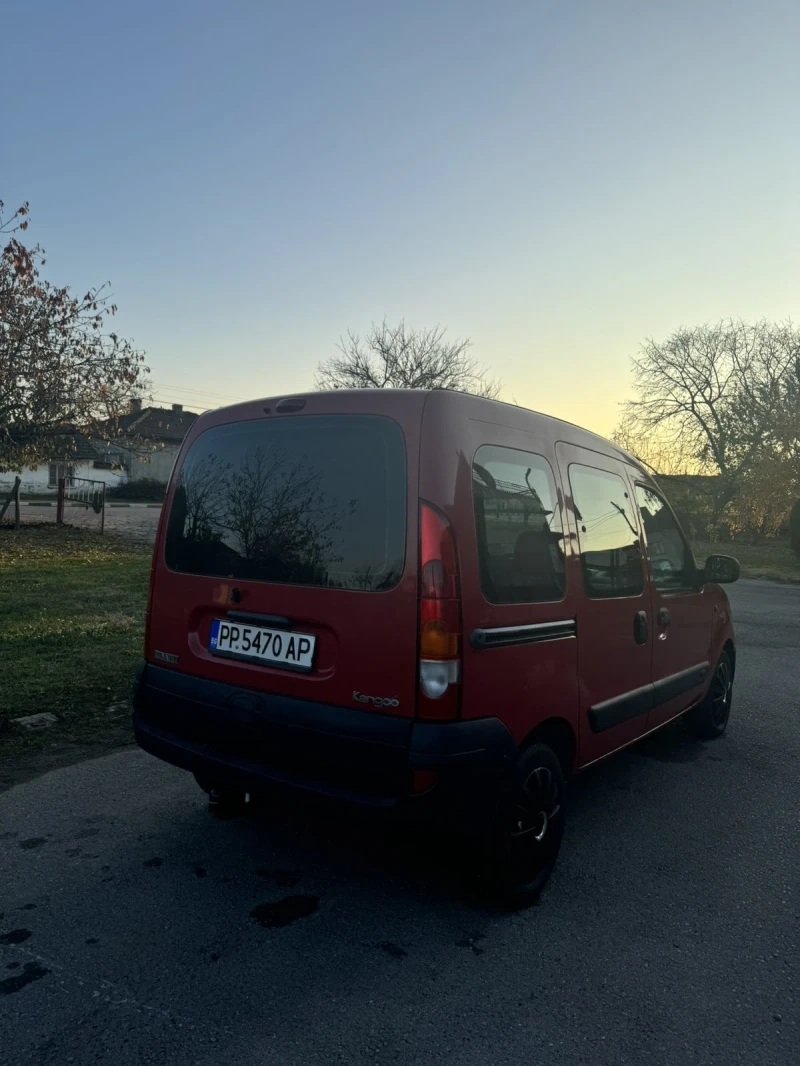 Renault Kangoo 1.5 dci, снимка 5 - Автомобили и джипове - 48899828