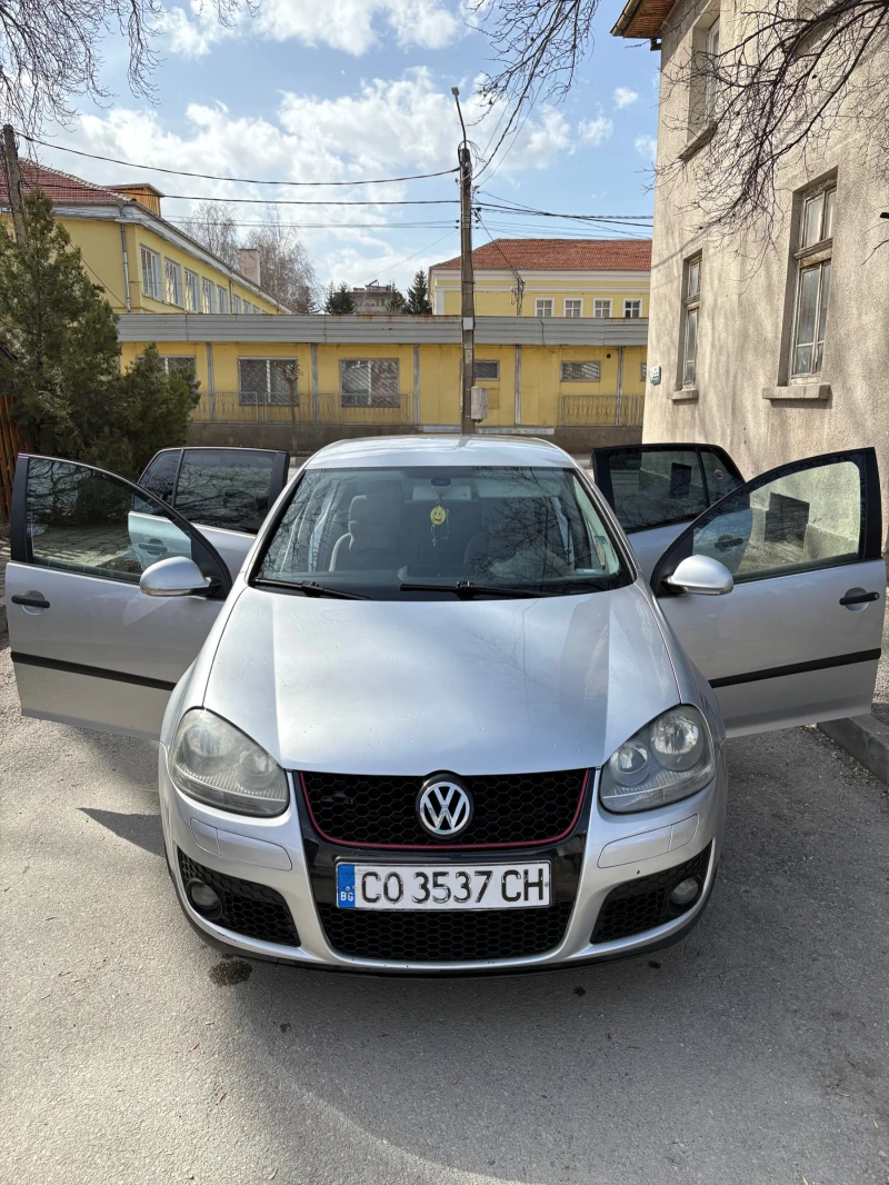 VW Golf, снимка 2 - Автомобили и джипове - 49482071