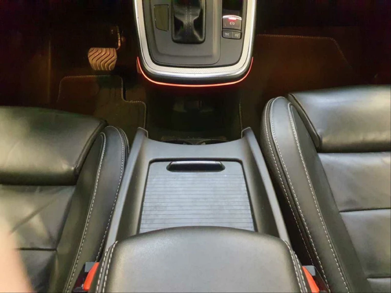 Renault Grand scenic Initiale Paris TCe 160, снимка 5 - Автомобили и джипове - 53232492