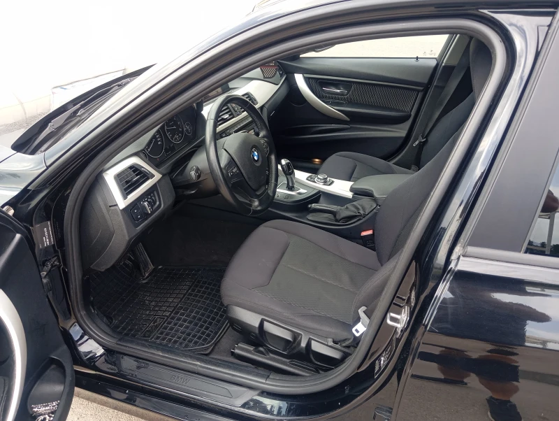 BMW 318, снимка 12 - Автомобили и джипове - 52529271