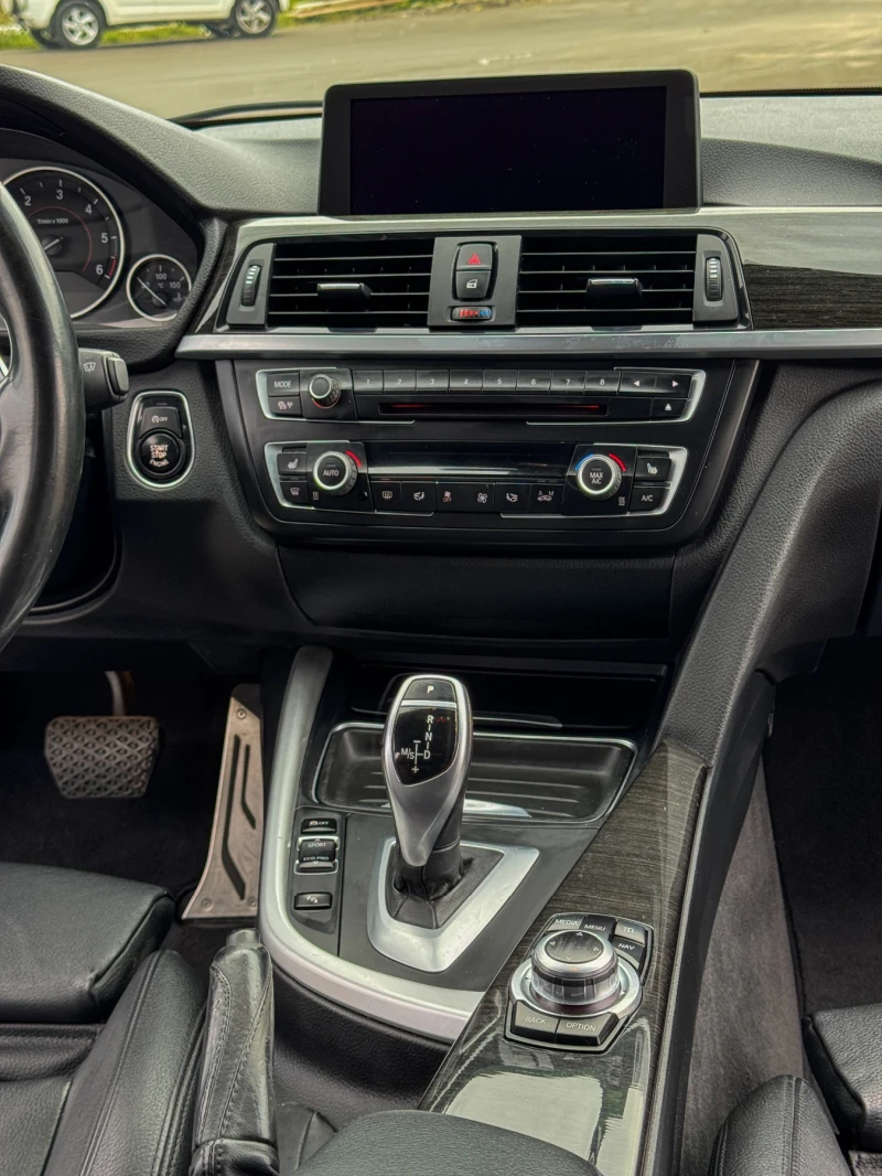 BMW 330 XD M Performance, снимка 13 - Автомобили и джипове - 52092400