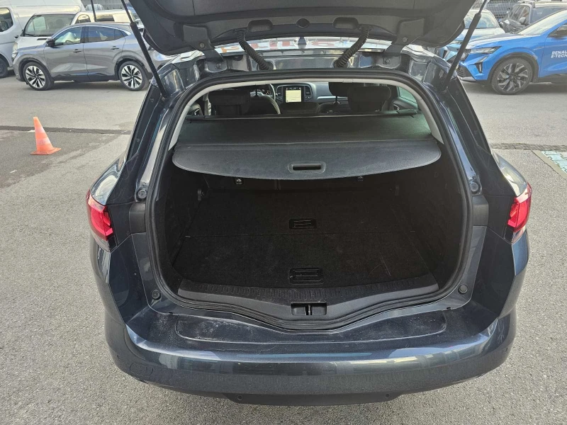 Renault Megane Energy dCi 115 к.с. дизел Stop&Start , снимка 13 - Автомобили и джипове - 52316992