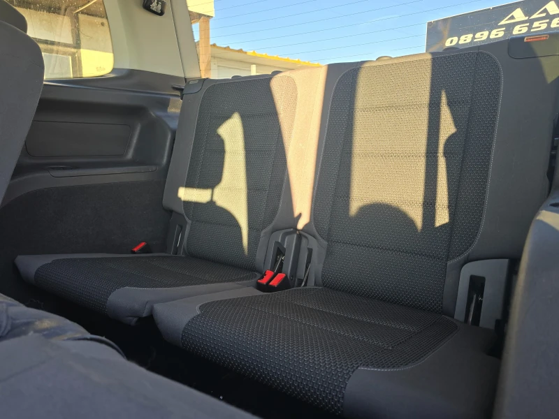 VW Touran 13г.1, 6-105к.с.7места, снимка 10 - Автомобили и джипове - 52775711