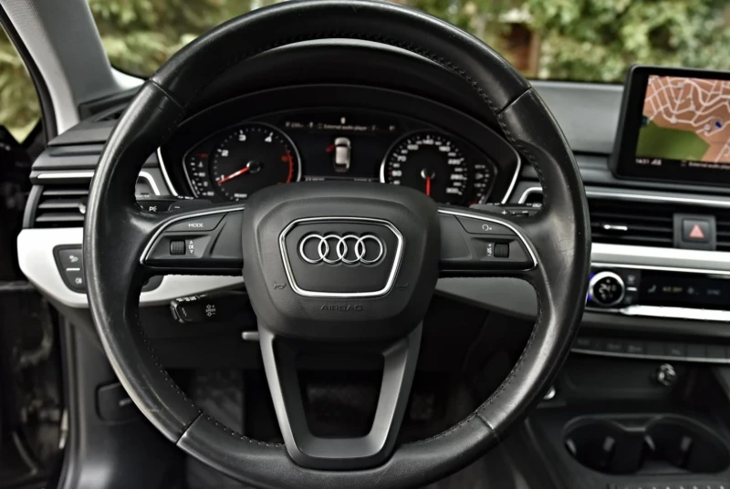 Audi A4 2.0 TDI, снимка 13 - Автомобили и джипове - 52845544