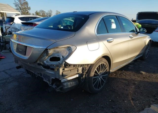 Mercedes-Benz C 300, снимка 5 - Автомобили и джипове - 48917859