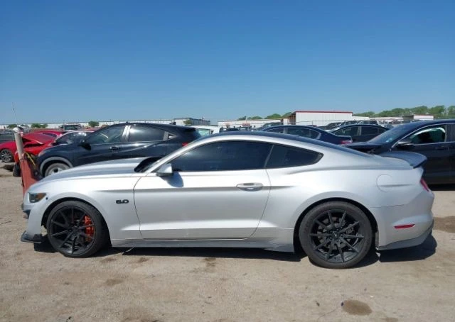 Ford Mustang GT PREMIUM - изображение 6