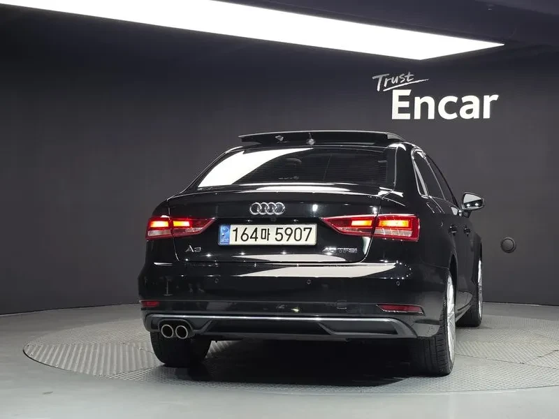 Audi A3 40 Tfsi 8V, снимка 4 - Автомобили и джипове - 56067592